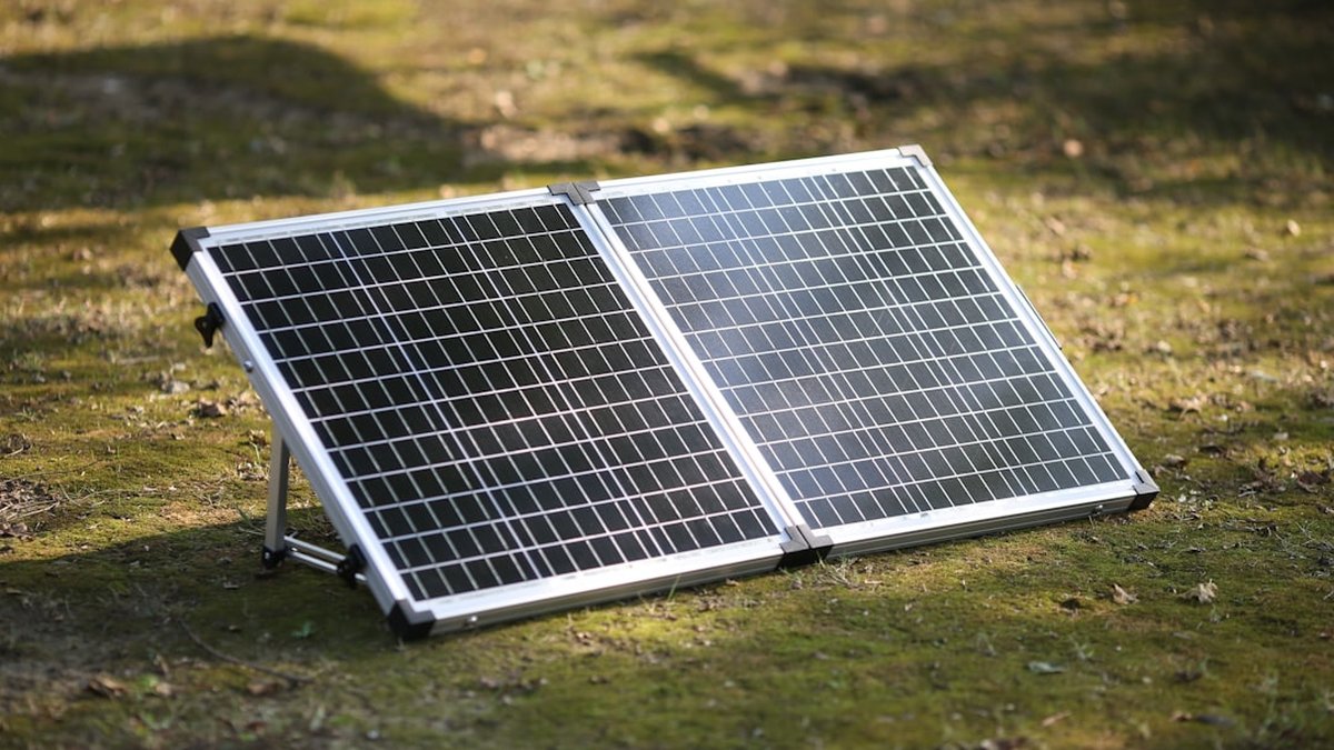 Autoconsumo y placas solares para pymes: guía rentable 2026