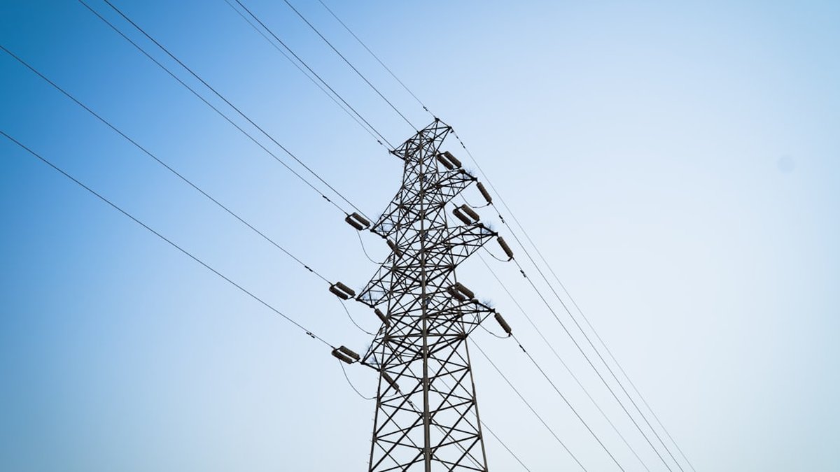 Cómo negociar contratos de suministro y tarifas para PYMES