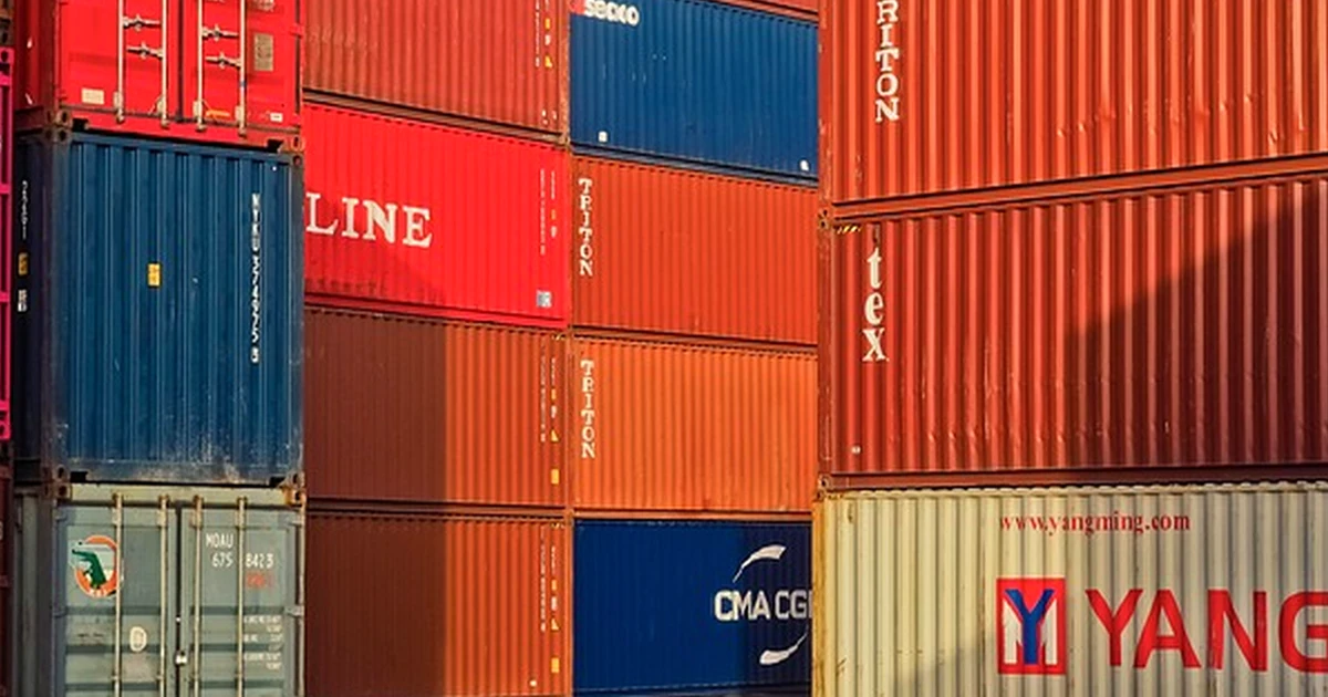 En Incoterms® 2020, FOB retrasa el traspaso del riesgo